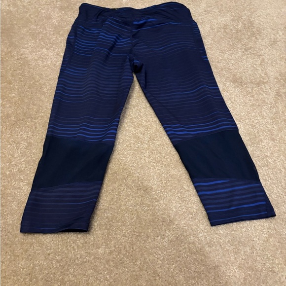 High Quality Road Runner Leggings - Picture 4 of 5